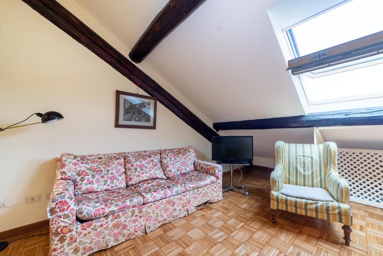 Brera - Sella Charme Apartment Castle View Milano Ngoại thất bức ảnh